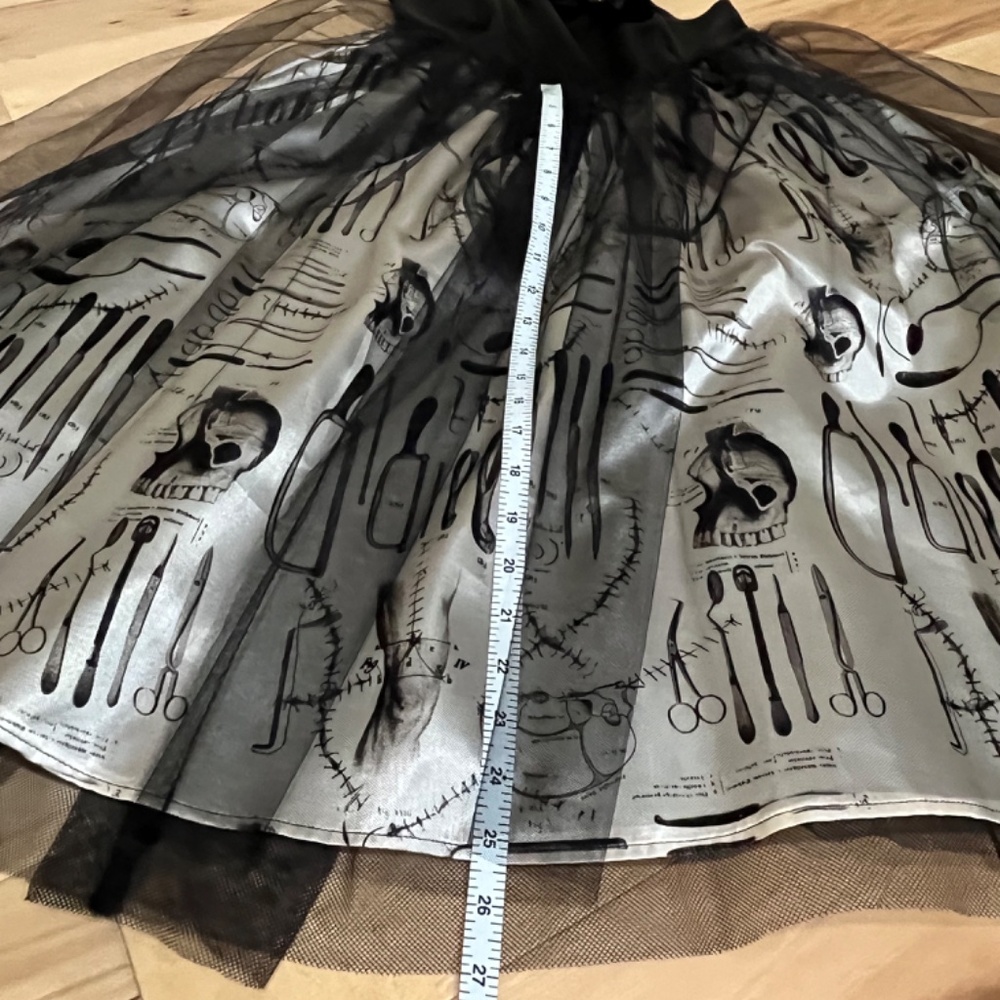 Hot Topic American Horror Story Asylum Doctor Dress Small - Picture 6 of 7